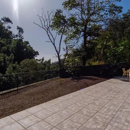 Semesterbostad Guestready - Tranquil Hideaway Near